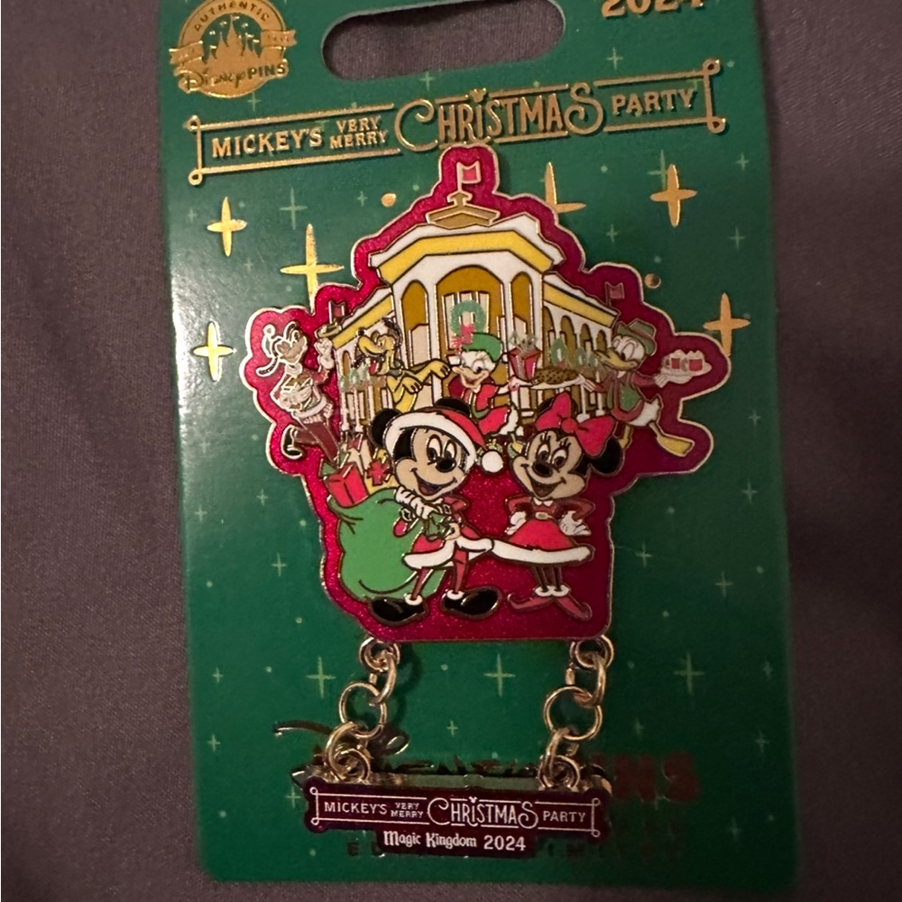 Disney Mickey's Very Merry Christmas Party Pin - Red and Green